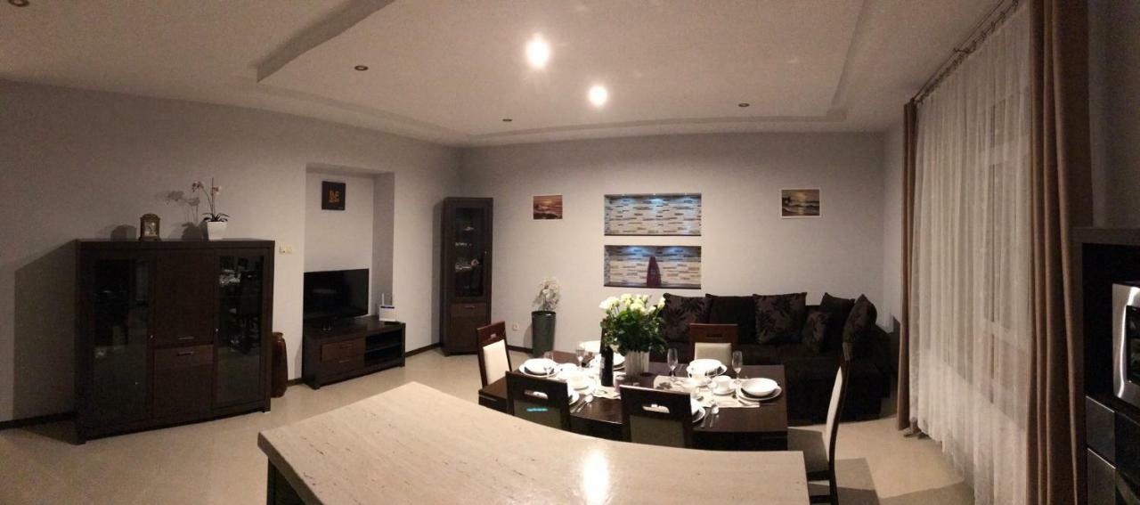 Apartment Family Краків Екстер'єр фото
