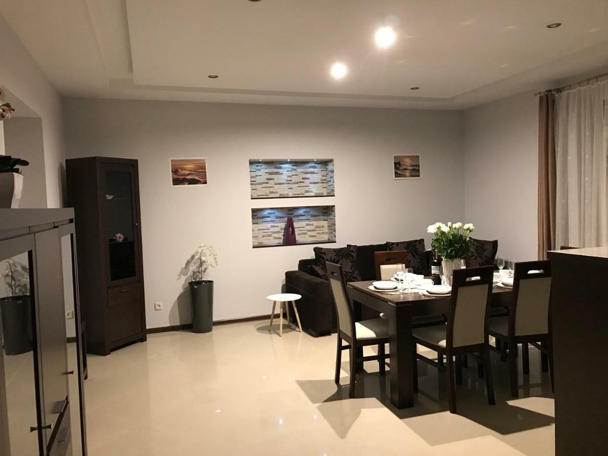 Apartment Family Краків Екстер'єр фото